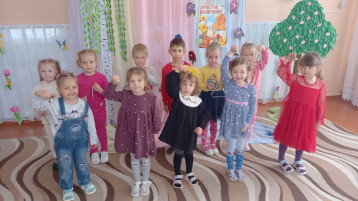Развлечение "Пасху радостно встречаем" Развлечение "Пасху радостно встречаем".