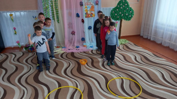 Развлечение "Пасху радостно встречаем" Развлечение "Пасху радостно встречаем".