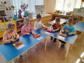 Неделя психологии. Мир ощущений Неделя психологии. Мир ощущений.